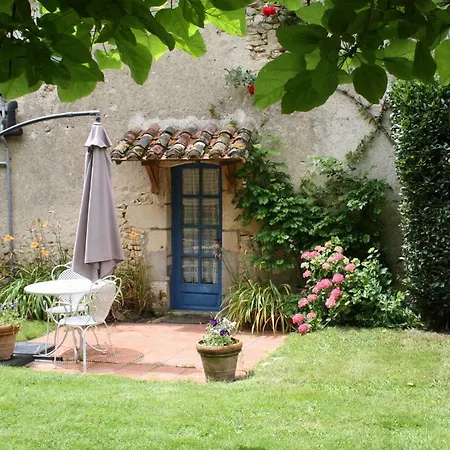 La Faye *